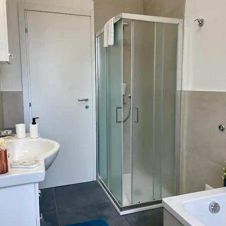 Apartment Bnbook Quadrilocale Italia